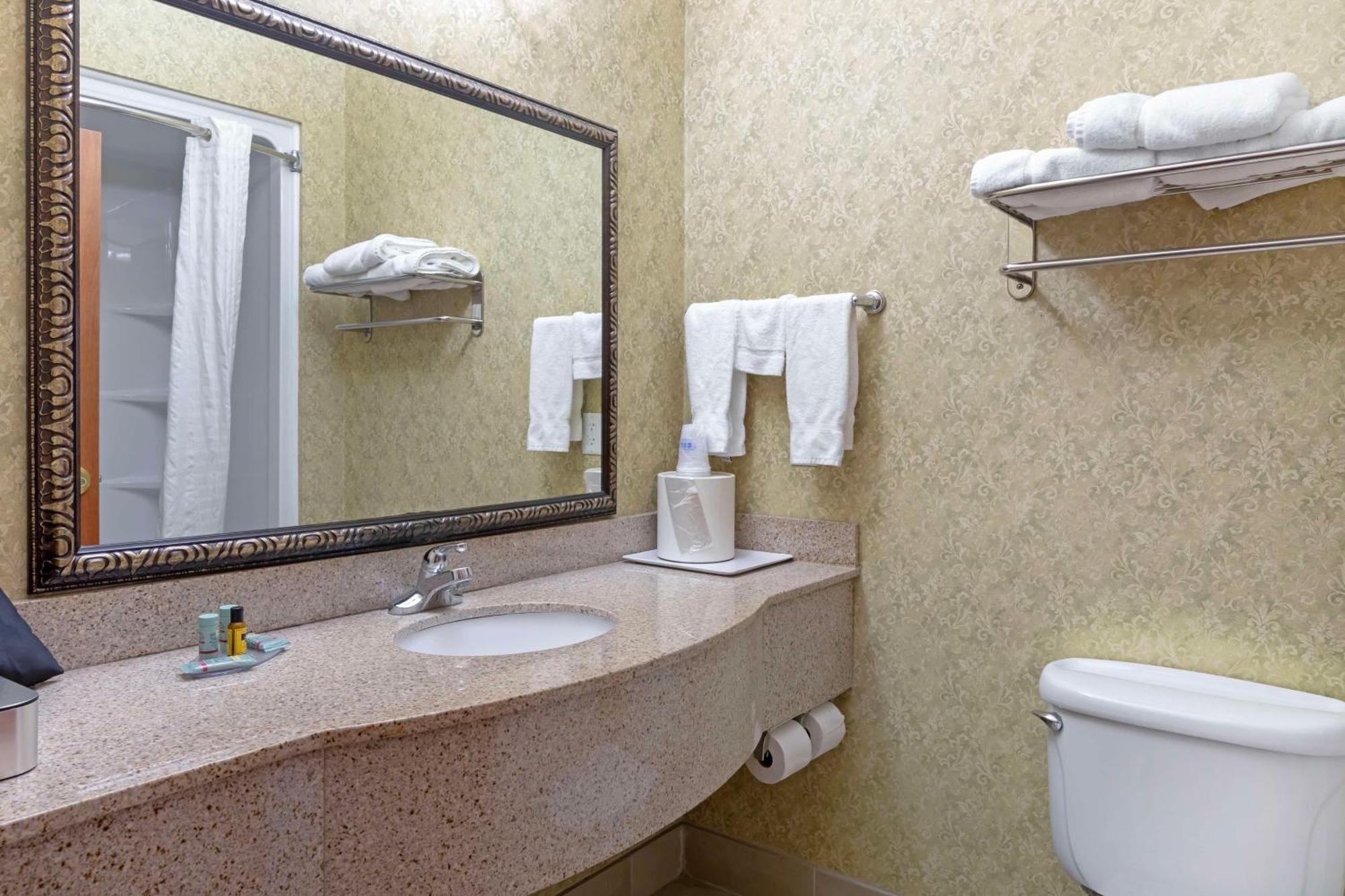 Best Western Plus Bradbury Inn And Suites Waycross Exterior foto